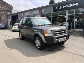 LAND ROVER DISCOVERY 2007 (57) at B V Rees Cardigan